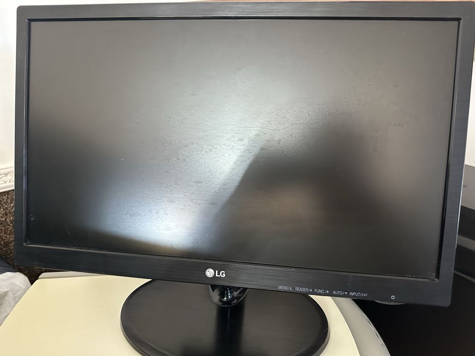 Компьютерные мониторы разного вида