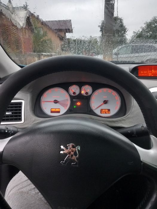 Vând Peugeot 307 cc