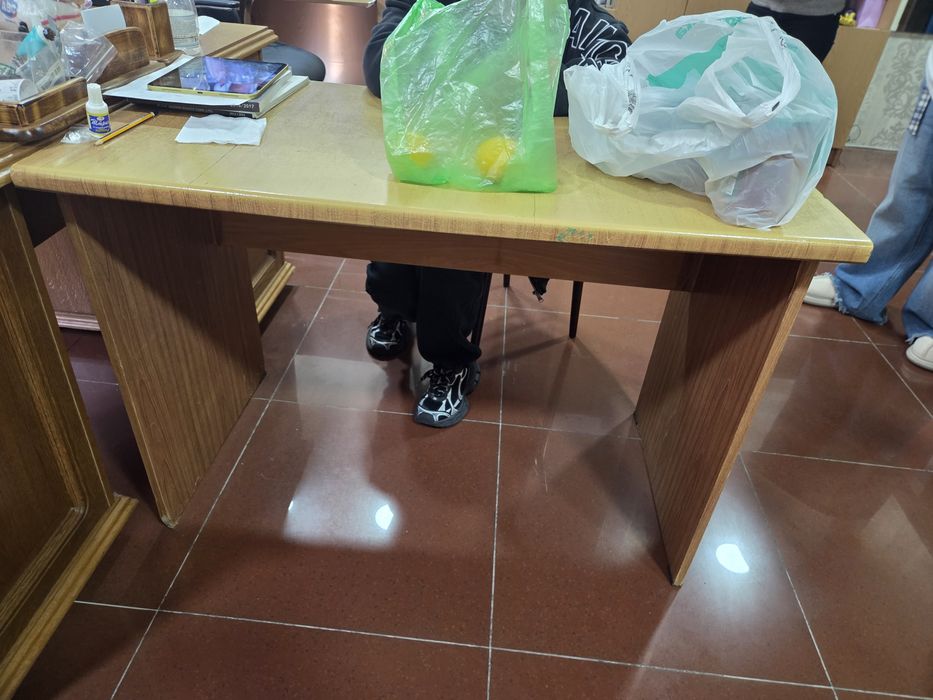 Стенка шифонер диван массажное кресло  стол для компьютера