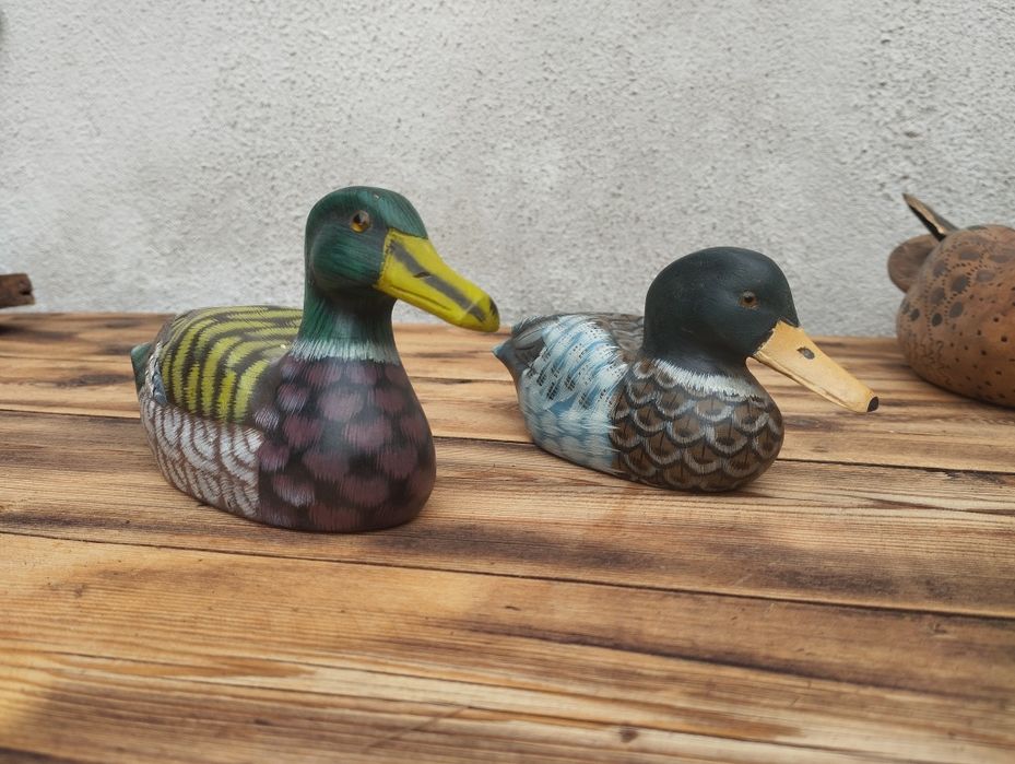 Ръчно изработено и боядисано дървено пате