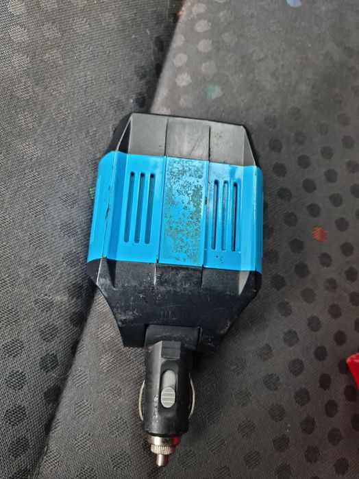 invertor 12v-220v    100w