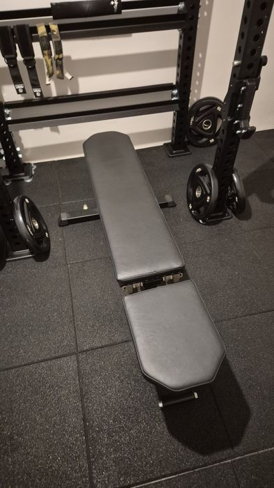 Titan Fitness bench