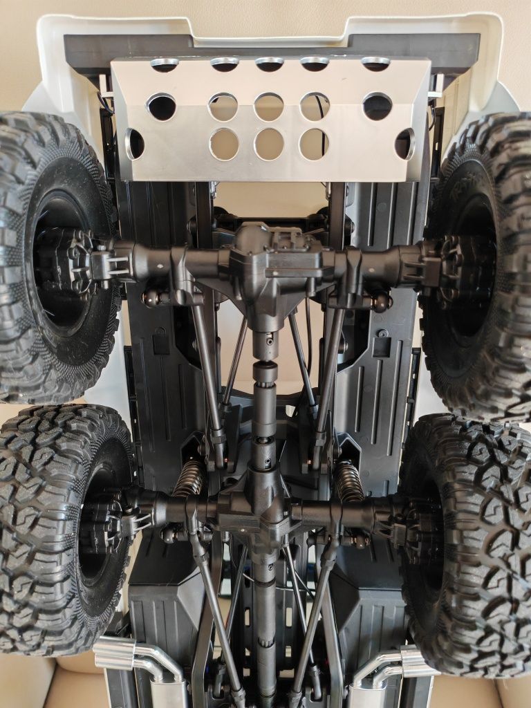 Automodel RC Traxxas TRX-6 Mercedes-Benz G 63 AMG 6x6 Nou