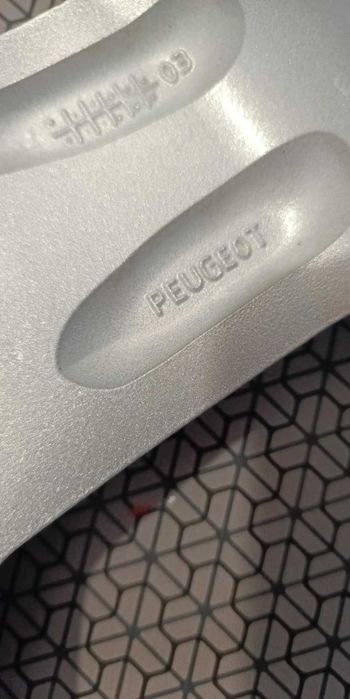 Гуми TAURUS 205/40 ZR 17 84W + Джанти