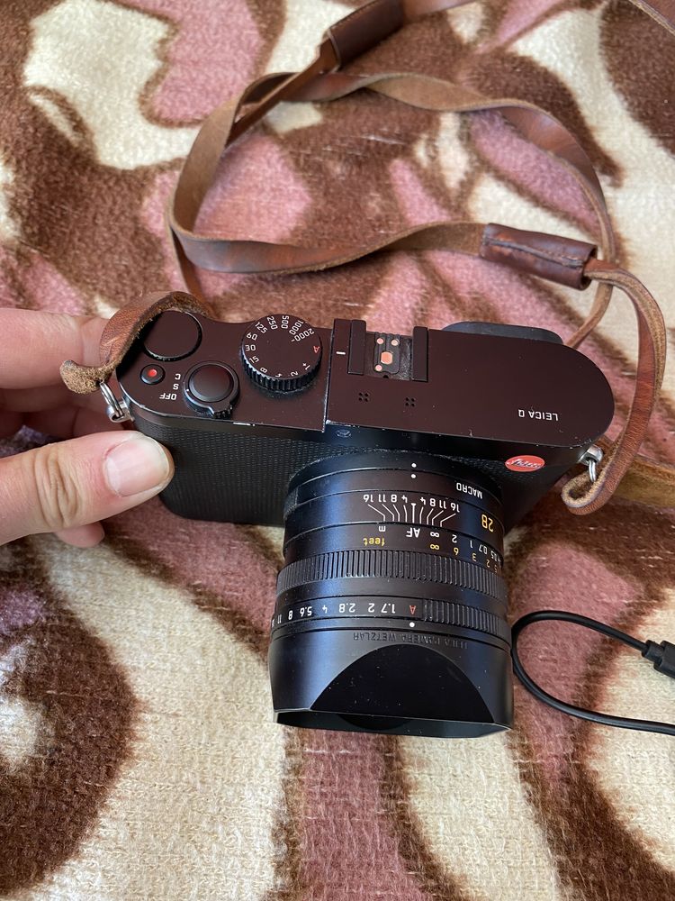 Leica Q ( typ 116 ) - Професионален Фотоапарат