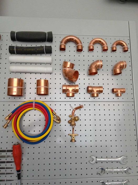 Медные трубы и фитинги