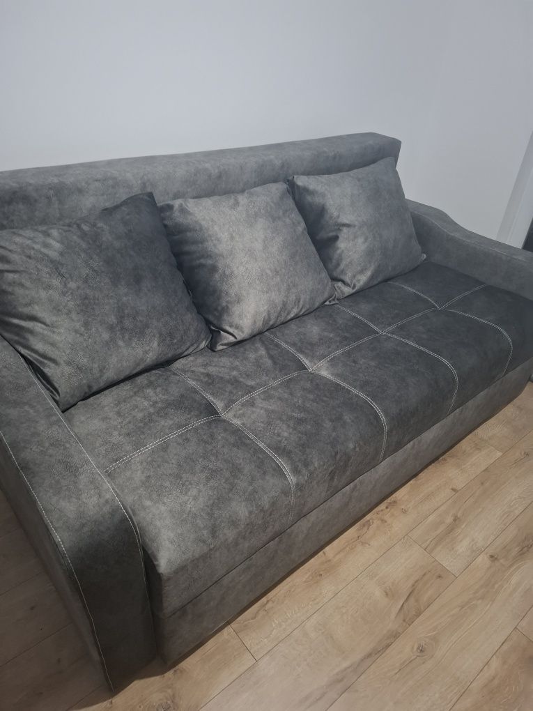 Canapea extensibila noua