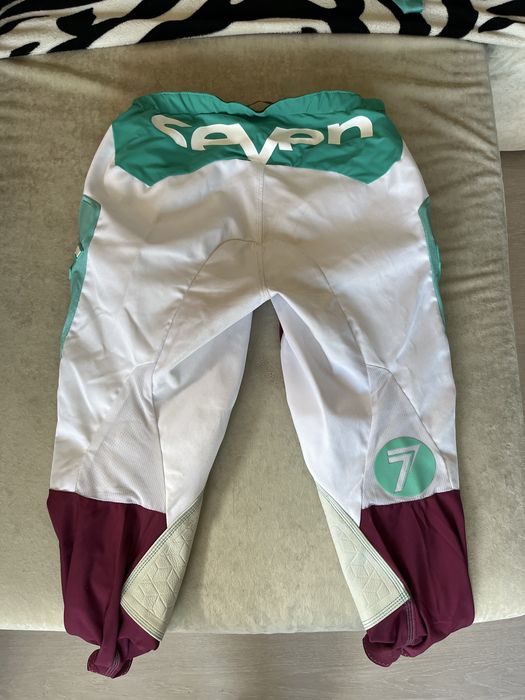 Мотокрос екип Seven