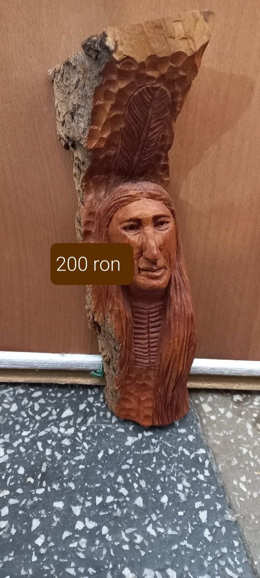 Bust Indian din lemn. Sculptat manual. Vechi de 80 de ani.