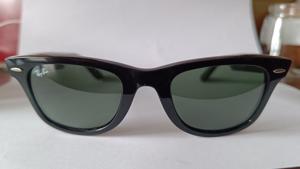 Vând ochelari Originali Ray-Ban Wayferer