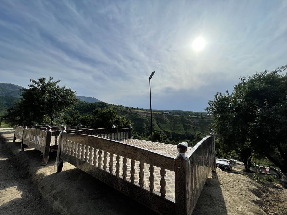 Soyliq Quyosh Restoran Tapchan