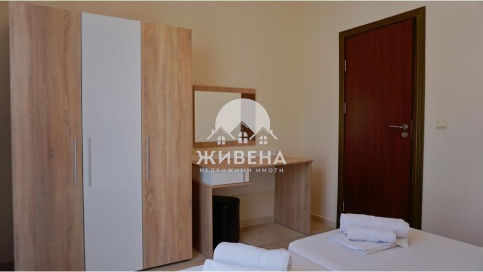 Продава се Двустаен апартамент в с. Топола, Област Добрич - 89 кв.м за 821 €/кв.м - Снимка #7