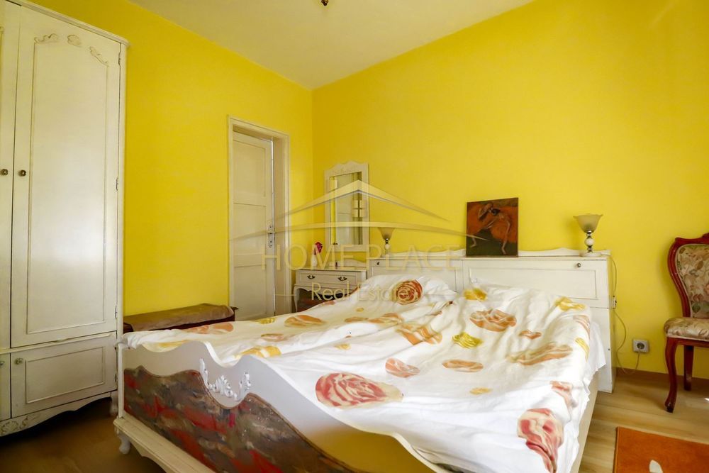 Дава се под наем Тристаен апартамент в Варна, ВИНС - 75 кв.м за 612 € - Снимка #4