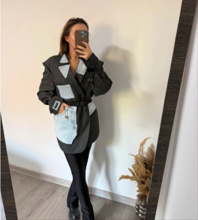 Vand sacou nou cu eticheta