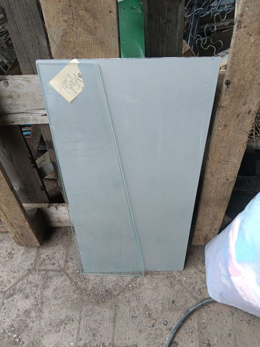 Отдам зеркало бесплатно, даром.