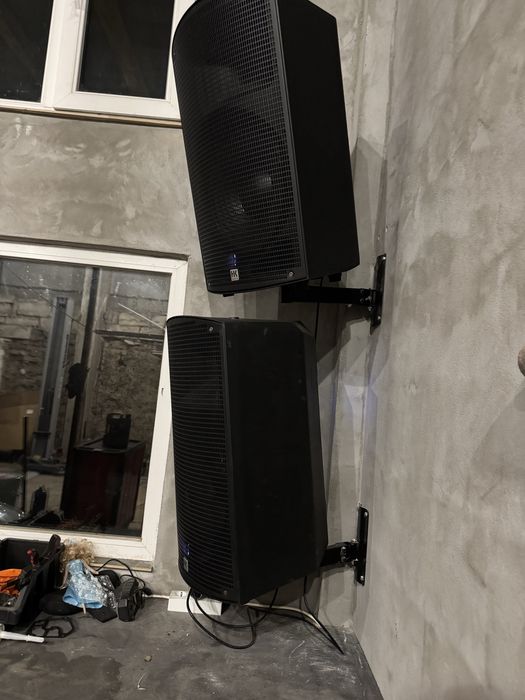 Hk audio sonar 115 xi active cu difuzoare b&c 15”