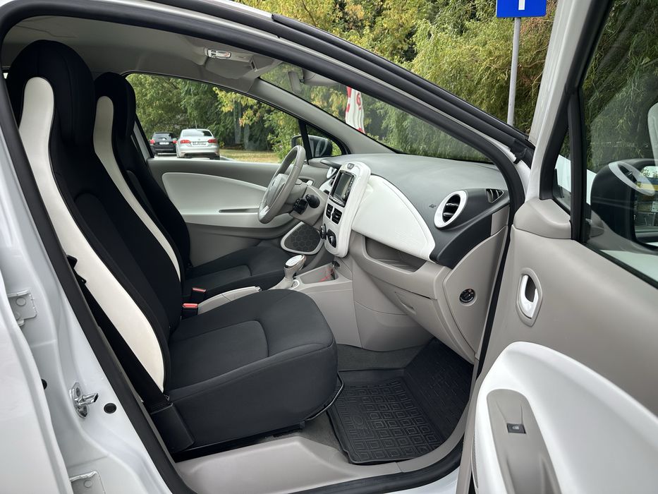 Renault Zoe Full Electric An 2020 , 170.00 KM Reali , TVA deductibil !