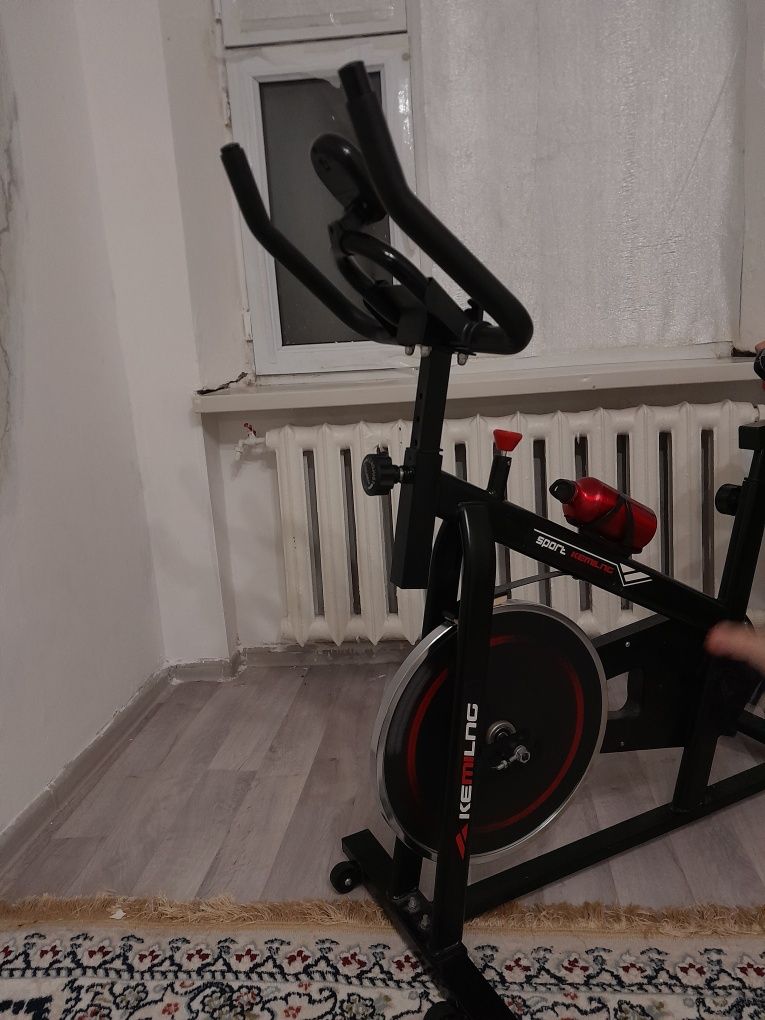 Гарантия нет  но работает очень классно