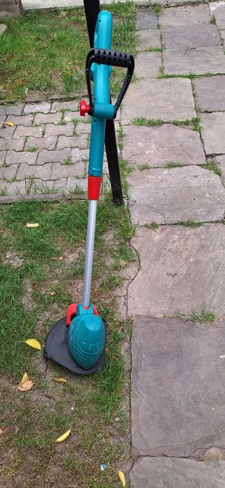 Trimmer bosch pentru gazon