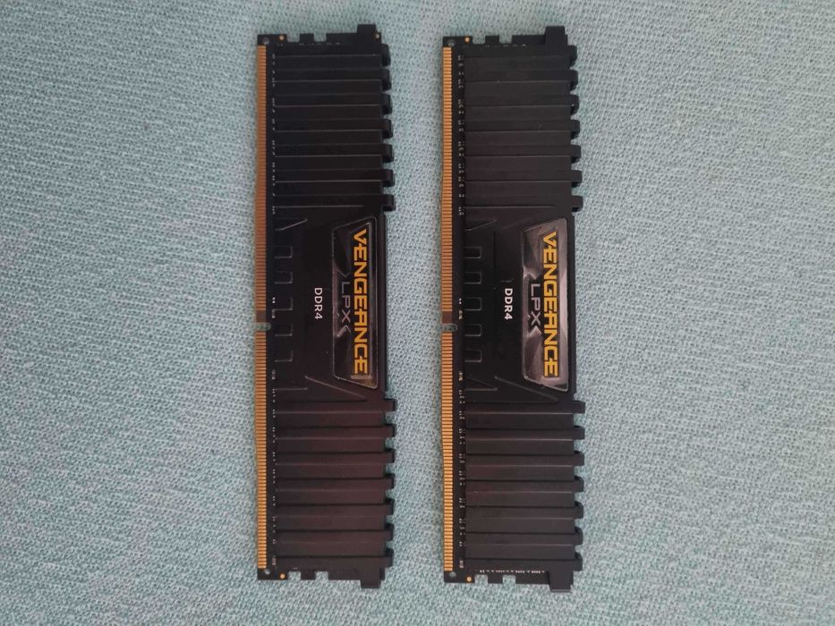 Memorie RAM Corsair Vengeance LPX 32GB DDR4 3200MHz CL16 Kit of 2