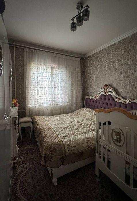 Yunusobod 9 mavze 3/3/5 (78²) sotiladi