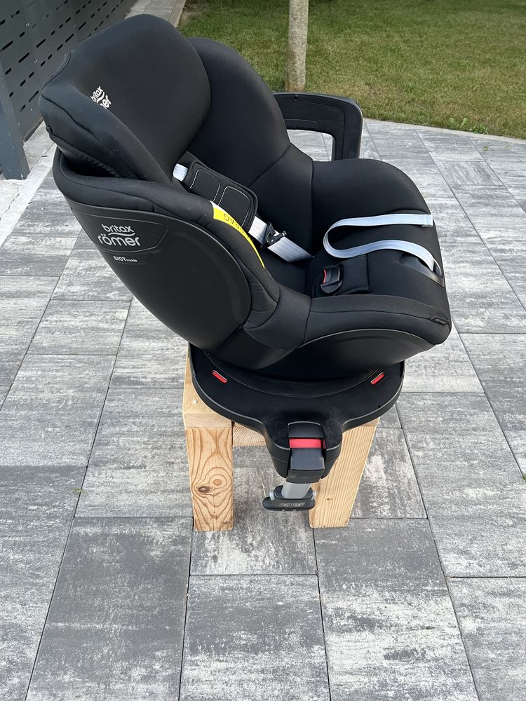 Scaun auto copil Britax Romer Dualfix i-size 40-105 cm