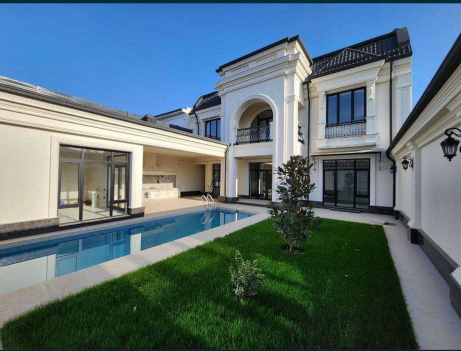 Продается ЕвроДом Премиюмкласс на Луначарском 5 сот 7 ком