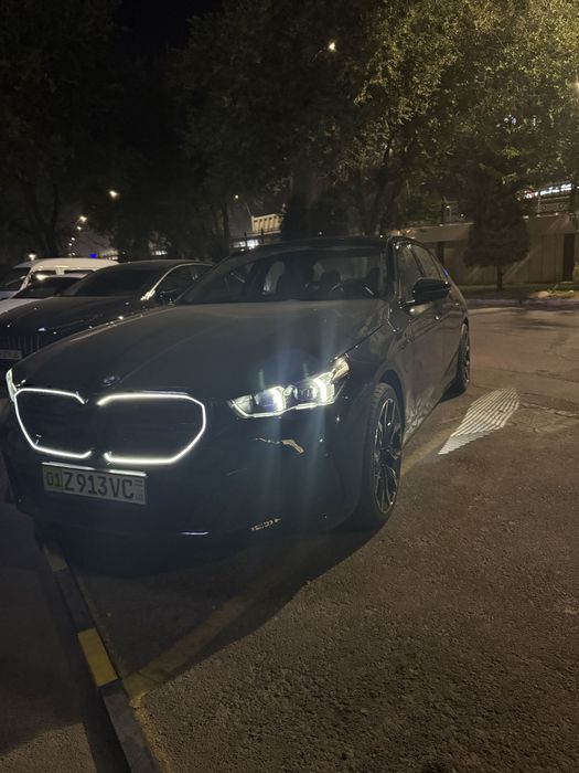 BMW i5 m sport 2025
