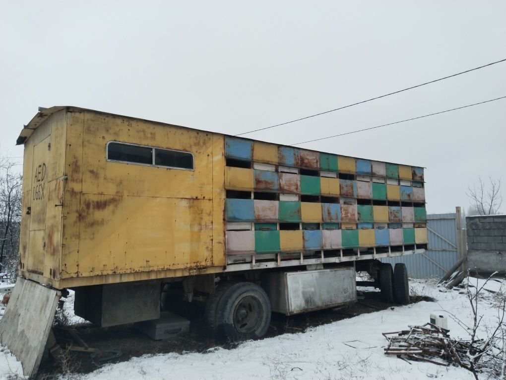 Прицеп с ульями для пасики