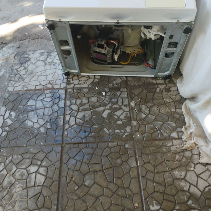 Срочно продам стиральную машину