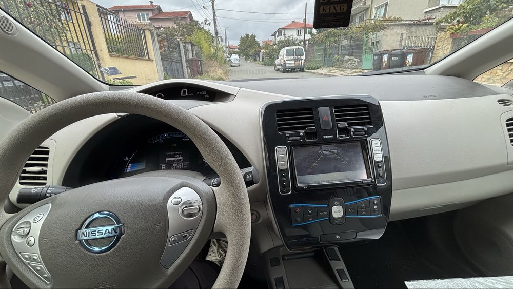 Nissan Leaf 2011