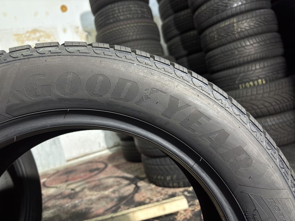 225/55R17 97H GoodYear ultra grip 6mm