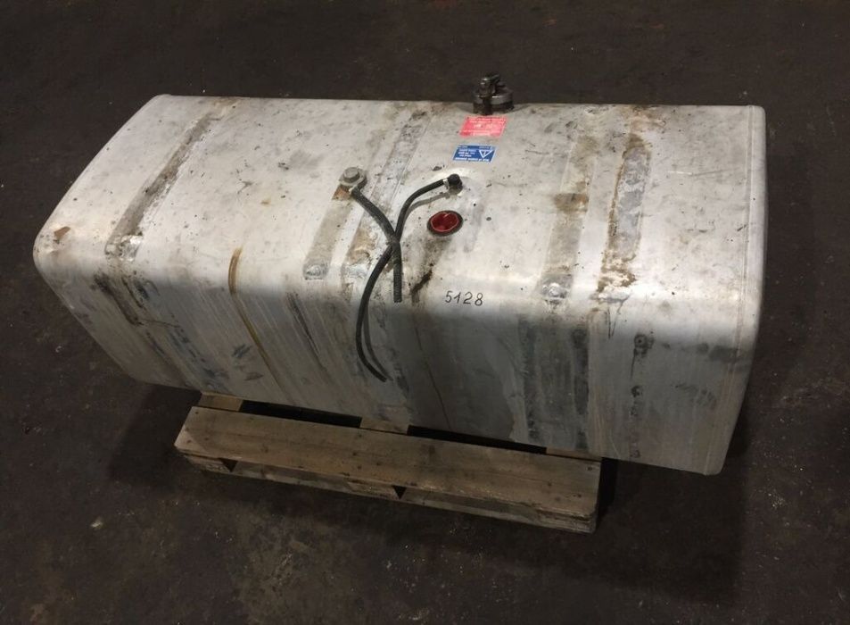 Rezervor de combustibil SCANIA Fuel Tank pentru autotractor SCANIA 4-s