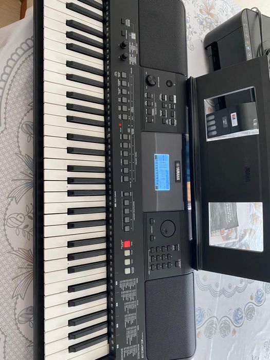Синтезатор yamaha
