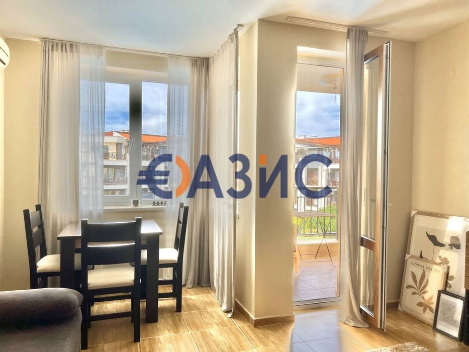 Продава се Двустаен апартамент в Свети Влас - 69 кв.м за 1450 €/кв.м - Снимка #4