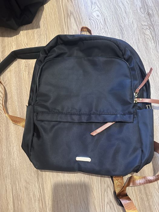 Продаю СУМКУ черная новая