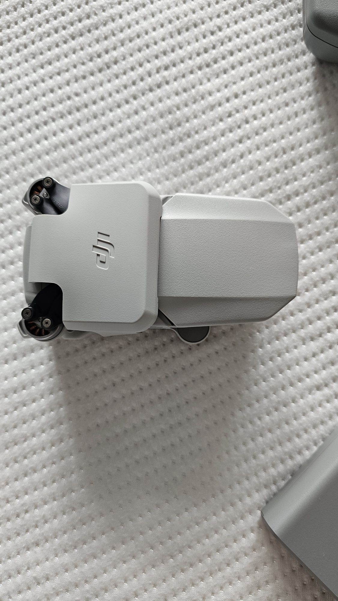 Vand Drona DJI Mini 2 SE Fly More Combo