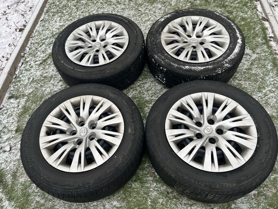 Продам комплект железных диск от камри 50  в идиялном состояний R16