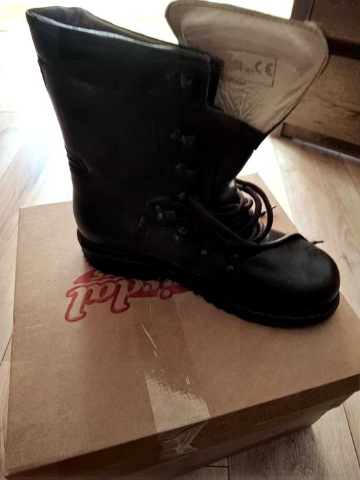 Tinuta militara  combat