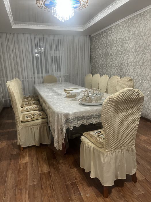 Стол, стулья продам очень дешево