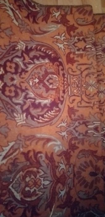 Продам паласы 2 на 2  за 5500 .Коврик для ванной 500 тенге