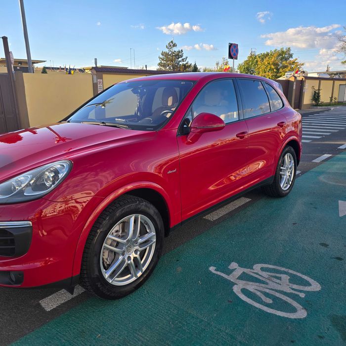 Porsche Cayenne Diesel 3.0 V6  An 2017 –  118.000 km TVA deductibil
