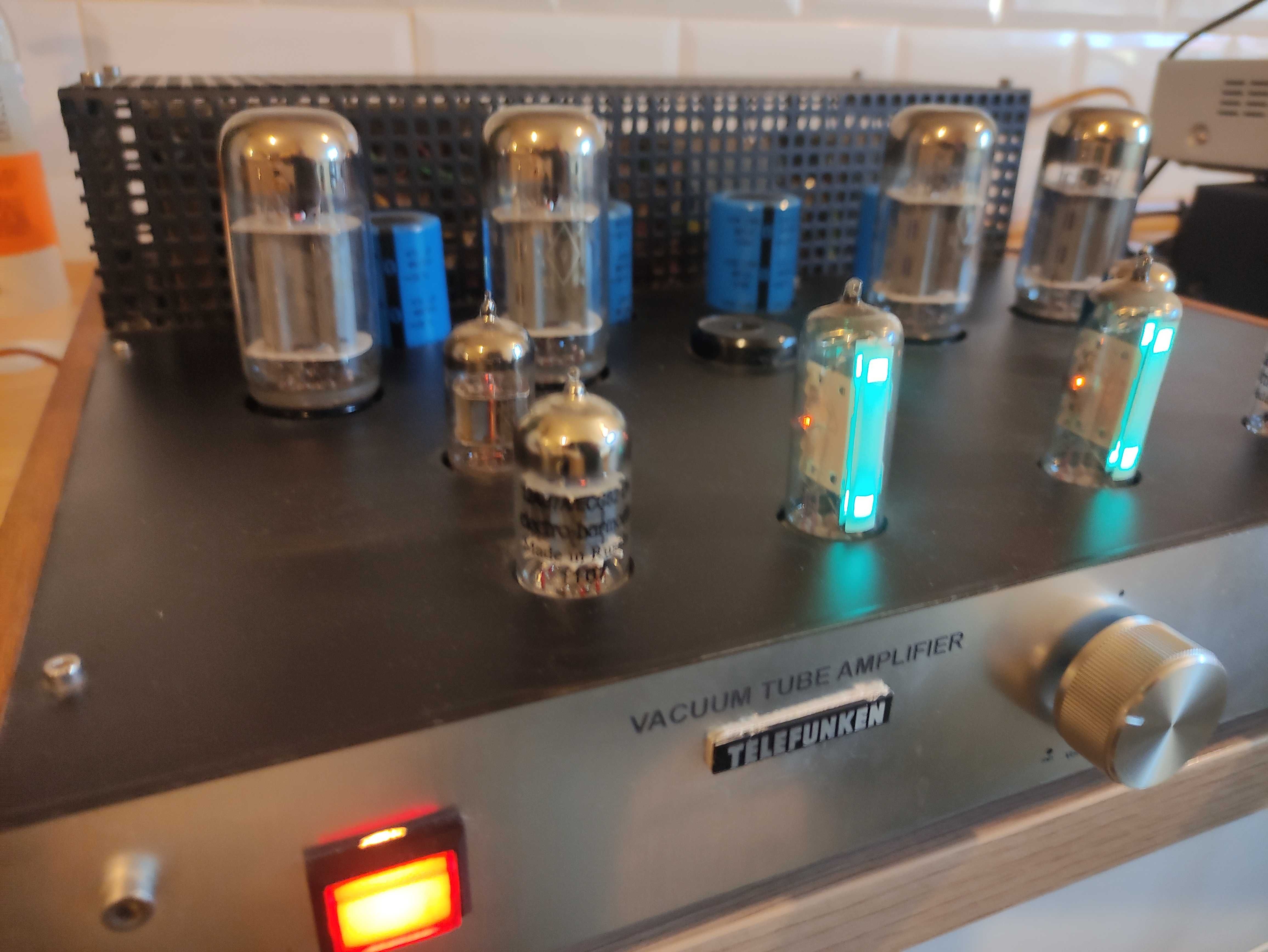 Amplificator pe tuburi 2X35 W RMS