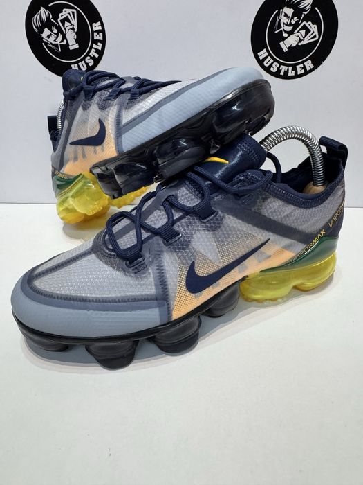 Маратонки NIKE VAPORMAX .Номер 38