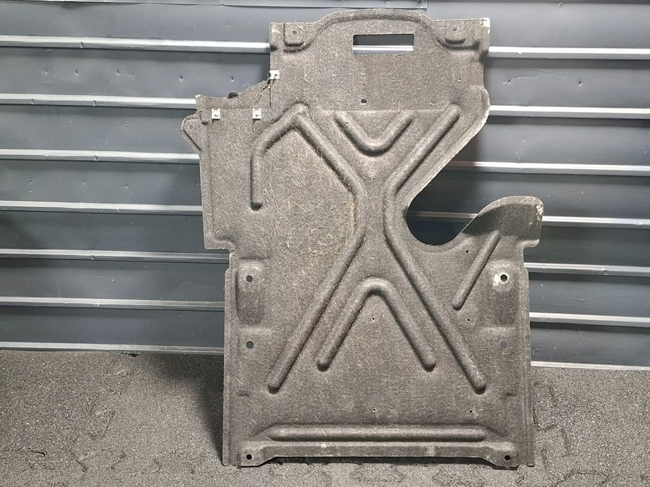 Scut lateral stanga AUDI A4 IV 8K2, B8 2007 - 2015 TDI CAGB, CJCB, CSU