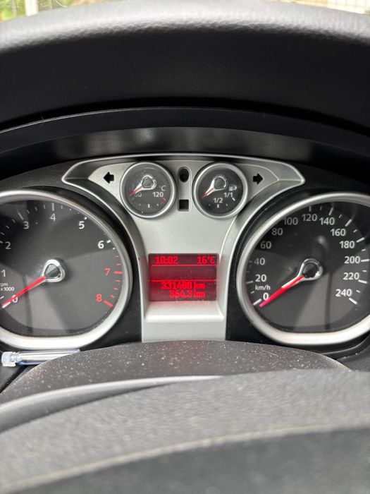 Vand Ford focus Mk2 2011 3200 €