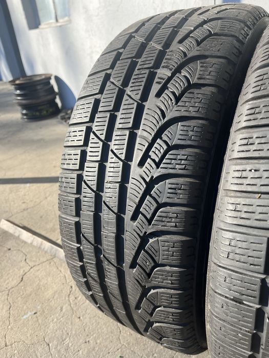2 бр. зимни гуми 225/50/17 Pirelli DOT 3722 5,5 mm