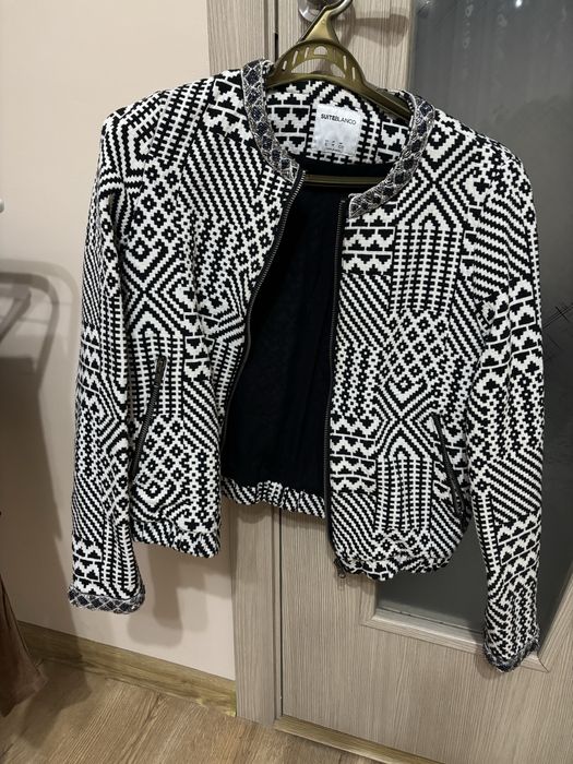 Дамски сака на zara