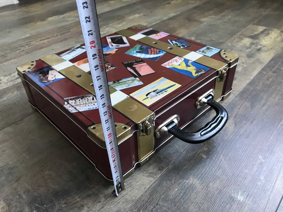 Valiza mica,cutie tabla