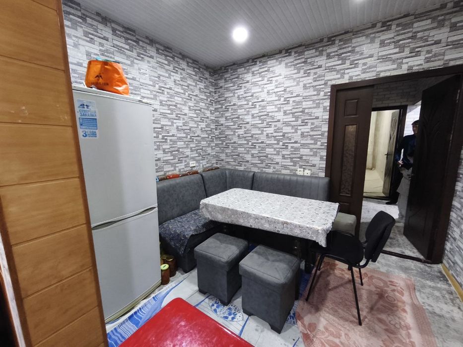 Срочно! 2- комн кВ. 2-й этаж. 58-м². Куйлюк Массив-5.